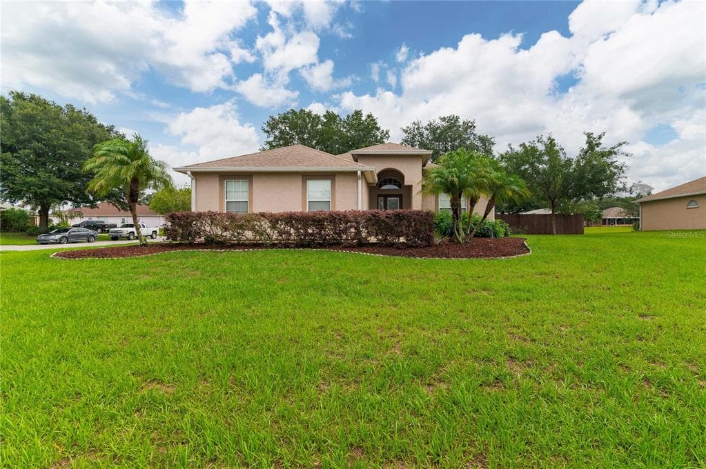 10407 DUSTY HILL LOOP DADE CITY, FL 33525