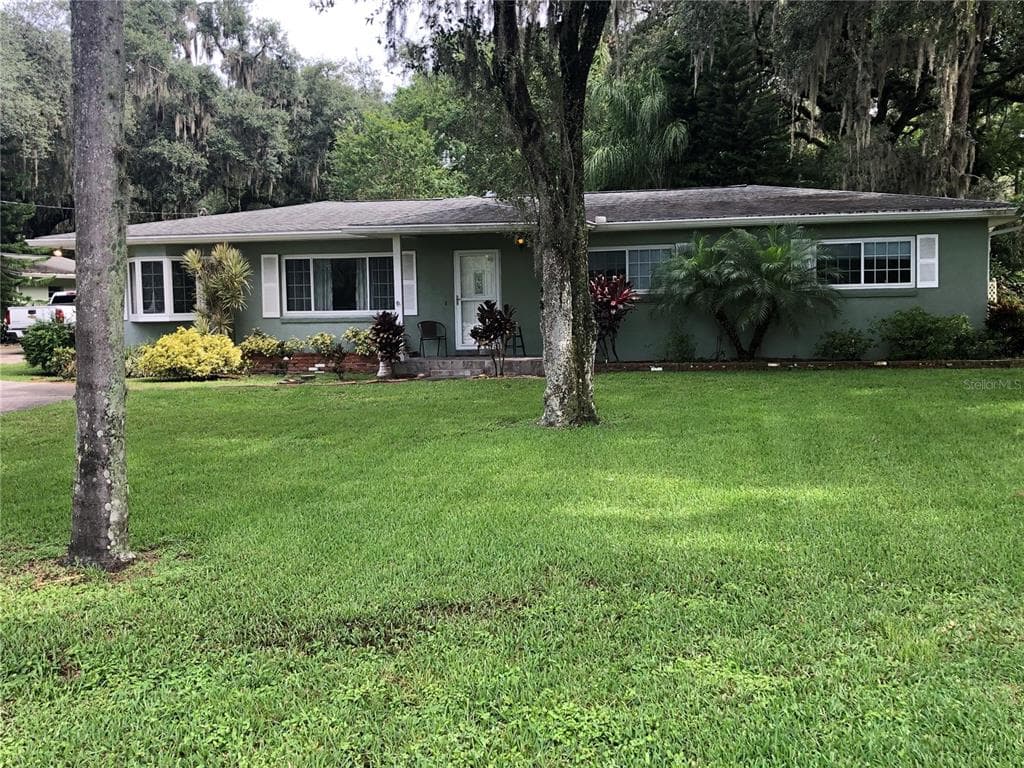 2804 BLOOMINGDALE AVENUE VALRICO, FL 33596