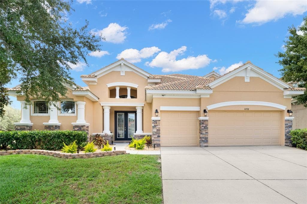 8728 CREEDMOOR LANE NEW PORT RICHEY, FL 34654