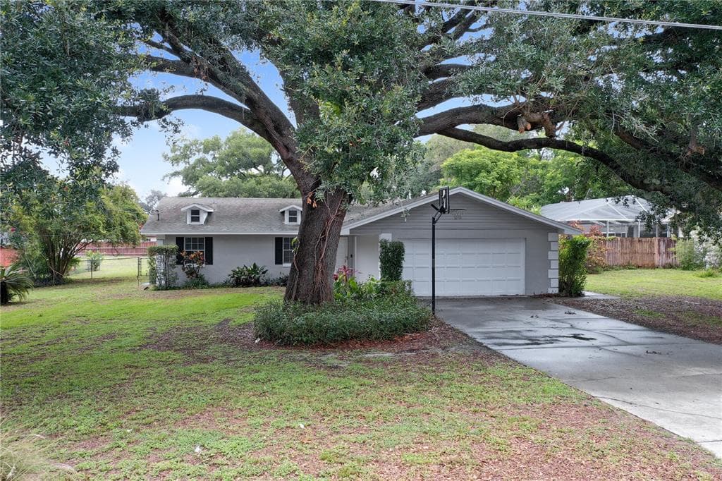 405 ARIETTA BOULEVARD AUBURNDALE, FL 33823