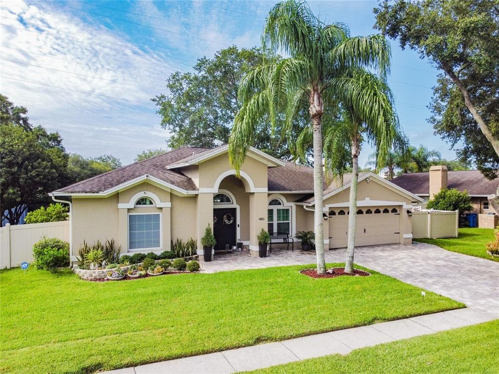 15013 MEADOWLAKE STREET ODESSA, FL 33556