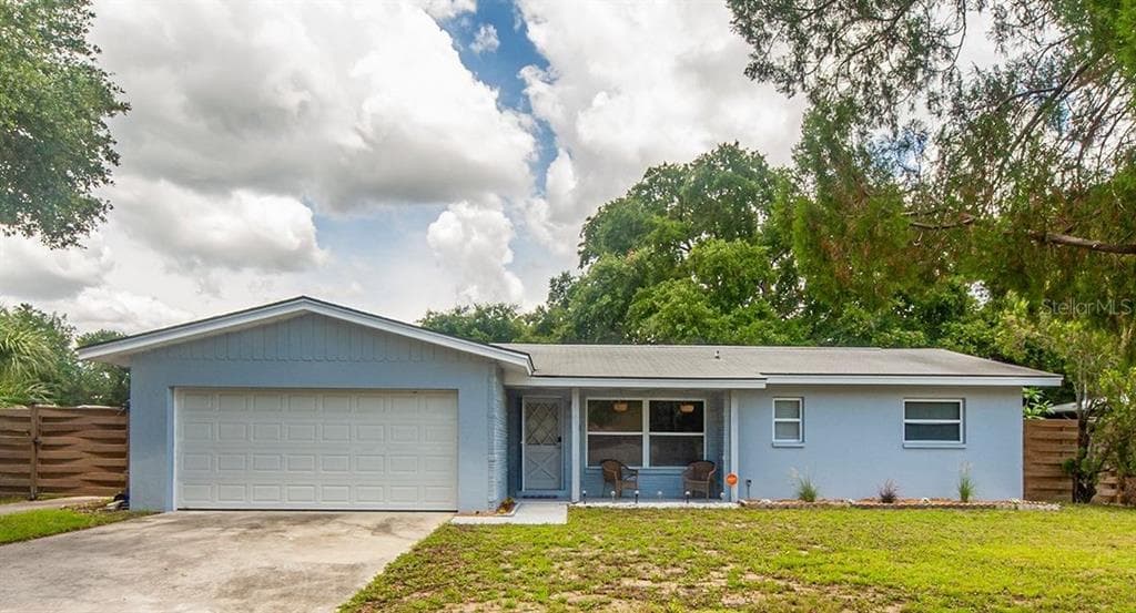 8795 OAKHURST ROAD SEMINOLE, FL 33776