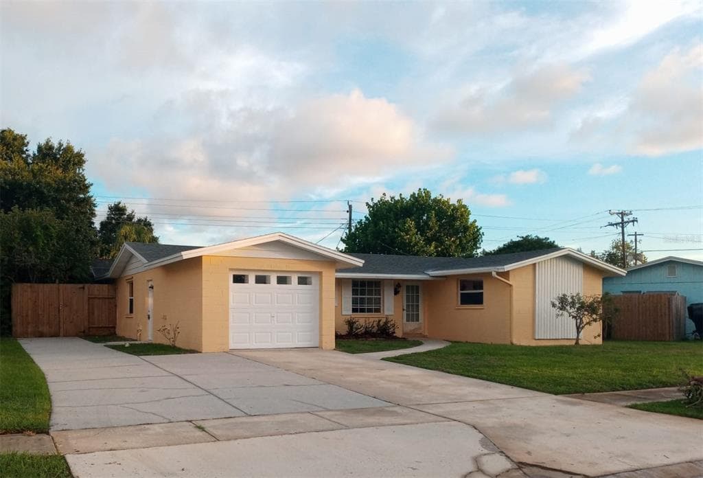5356 SKYLINE PLACE SARASOTA, FL 34232