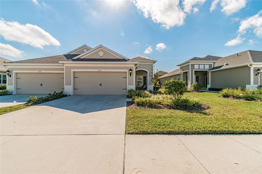 7417 PARKSHORE DRIVE APOLLO BEACH, FL 33572