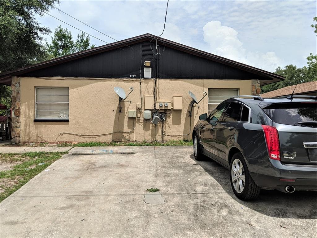 8217 N MARKS STREET TAMPA, FL 33604