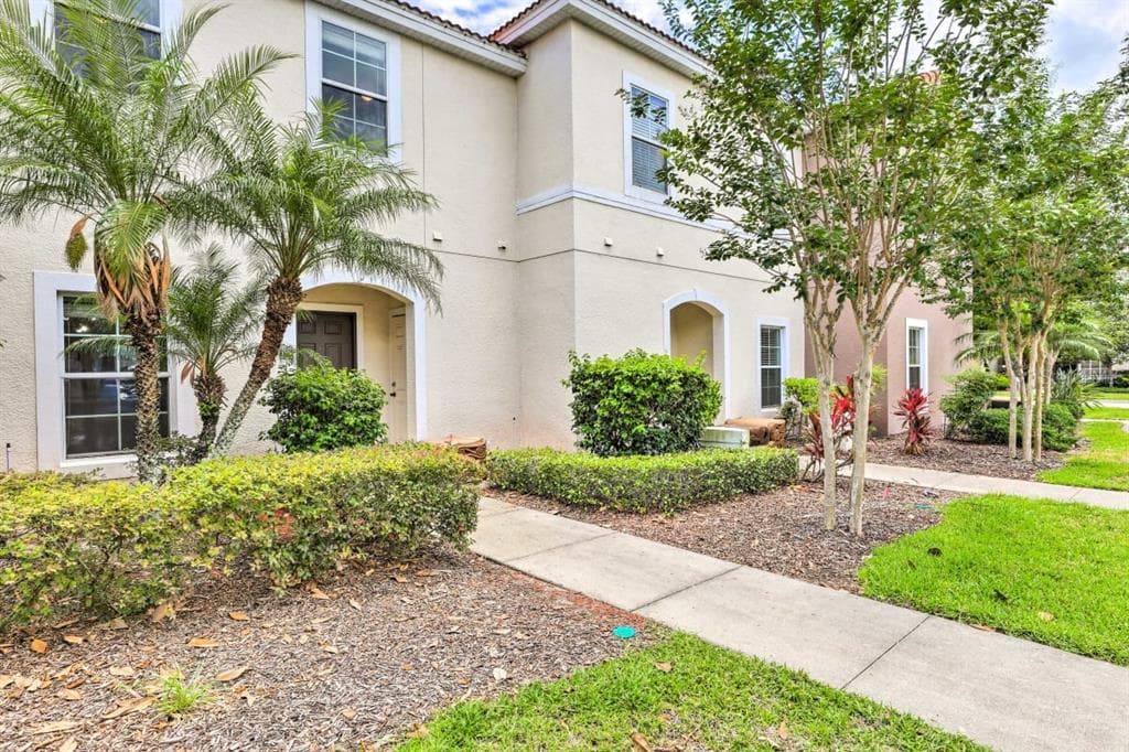4568 ADA LANE KISSIMMEE, FL 34746