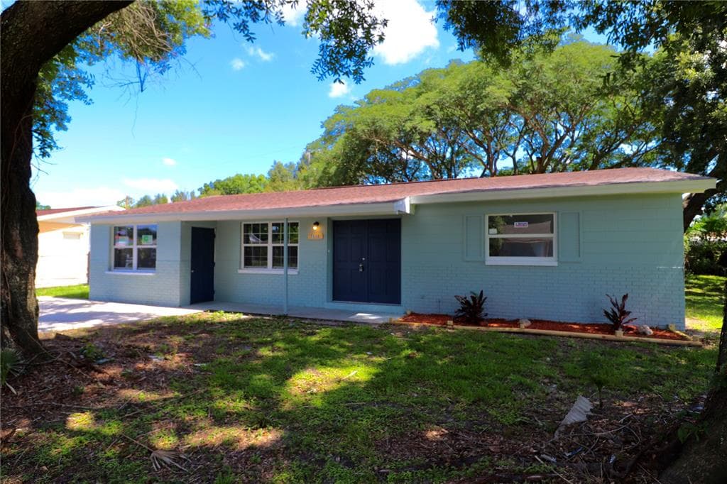 7112 LIMESTONE LANE TAMPA, FL 33619