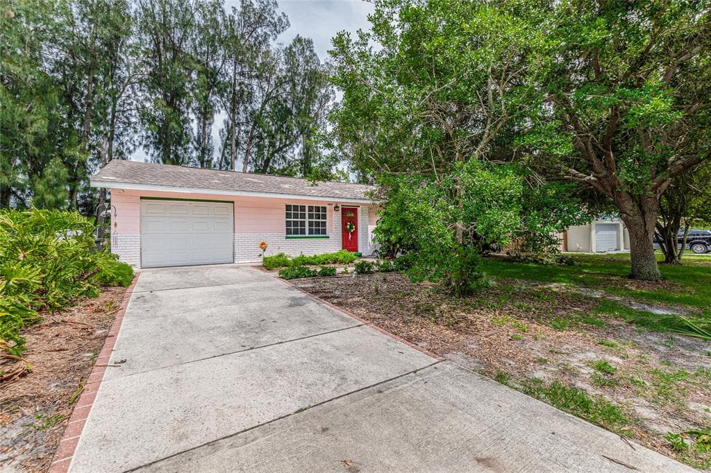 5889 59TH WAY N ST PETERSBURG, FL 33709