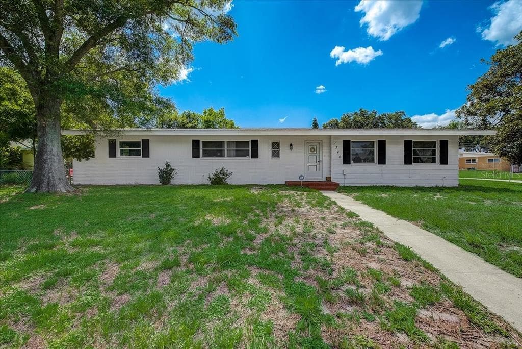 1346 BYRON DRIVE CLEARWATER, FL 33756