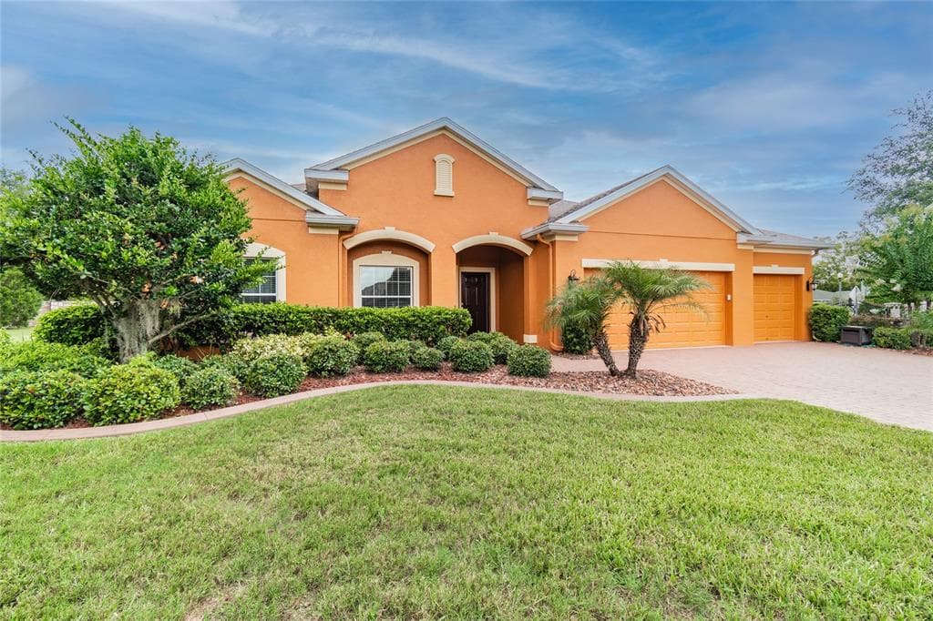 22300 BARTHOLDI CIRCLE LAND O LAKES, FL 34639