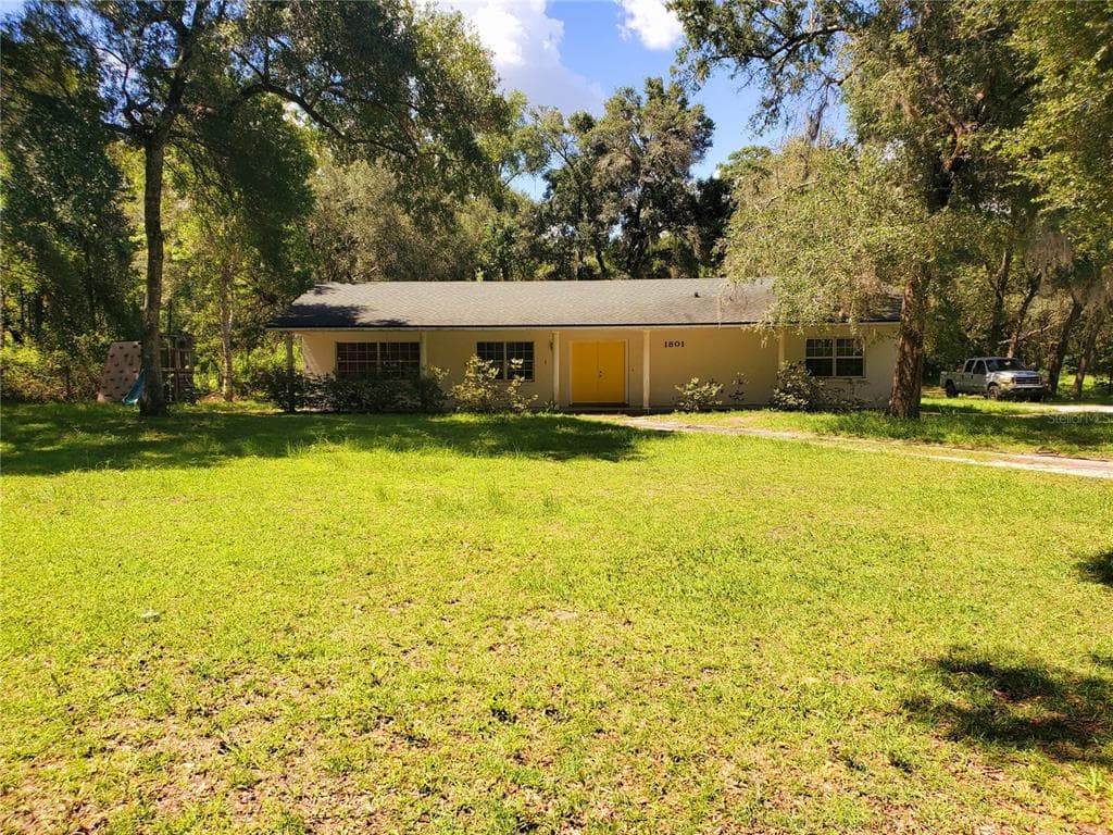 1801 E EVELYN STREET HERNANDO, FL 34442