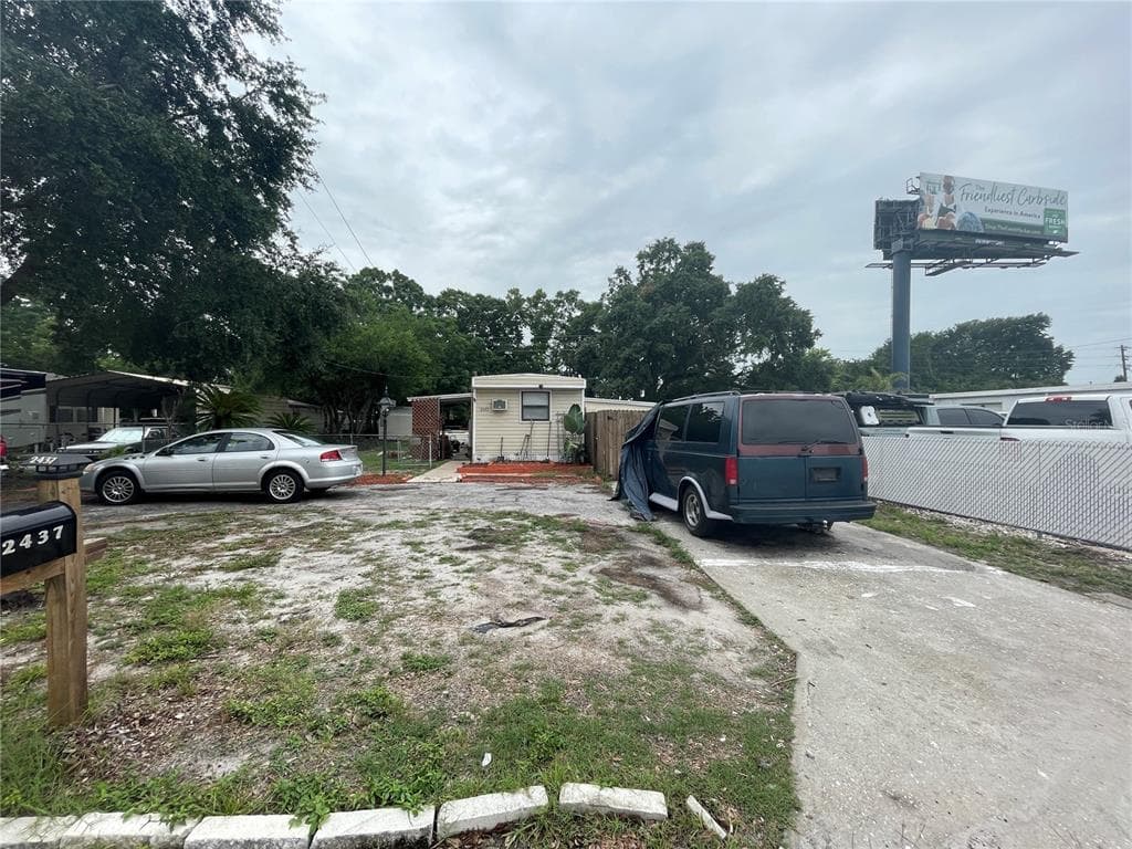 2437 HIGHLAND ACRES DRIVE CLEARWATER, FL 33761