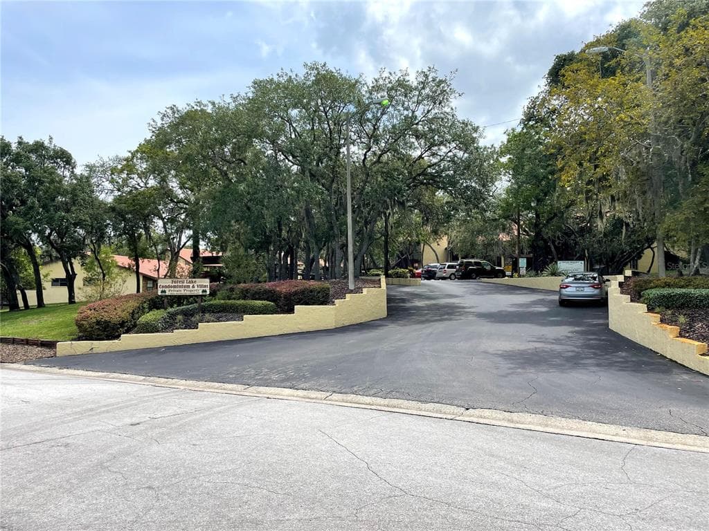 7725 N FOREST TRAIL UNIT 2