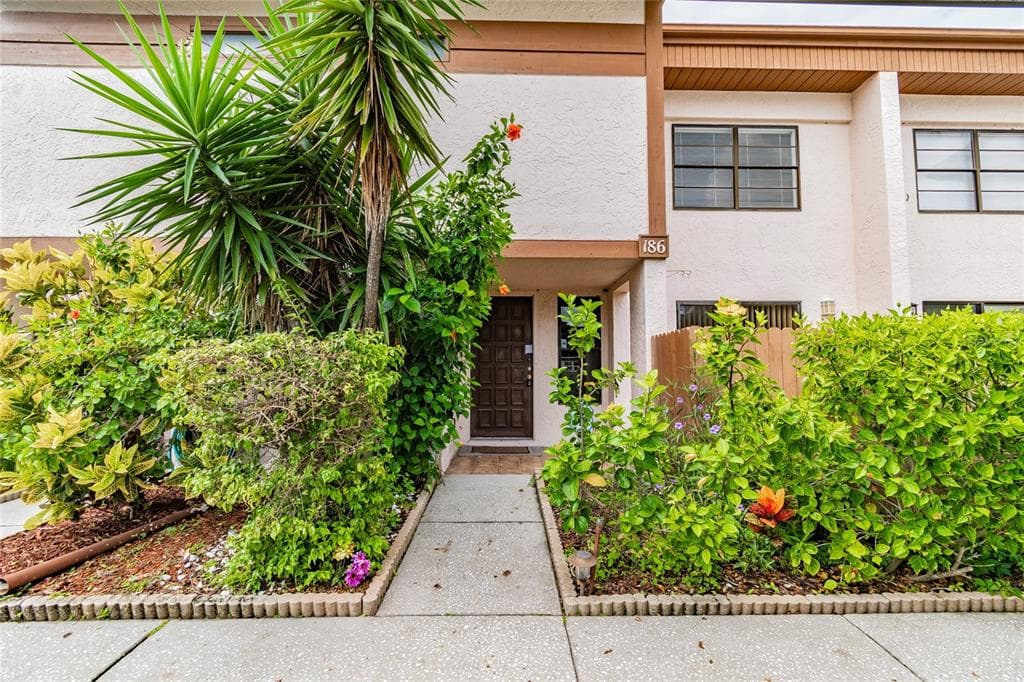 9209 SEMINOLE BOULEVARD UNIT 186 SEMINOLE, FL 33772