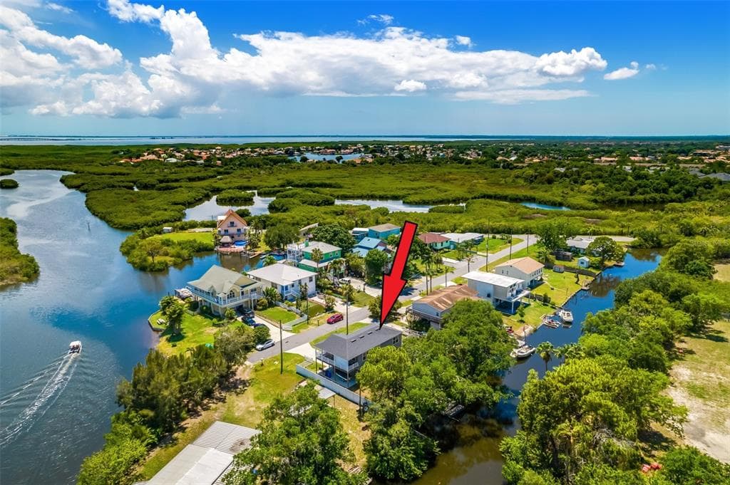 9107 BRUNSWICK LANE TAMPA, FL 33615