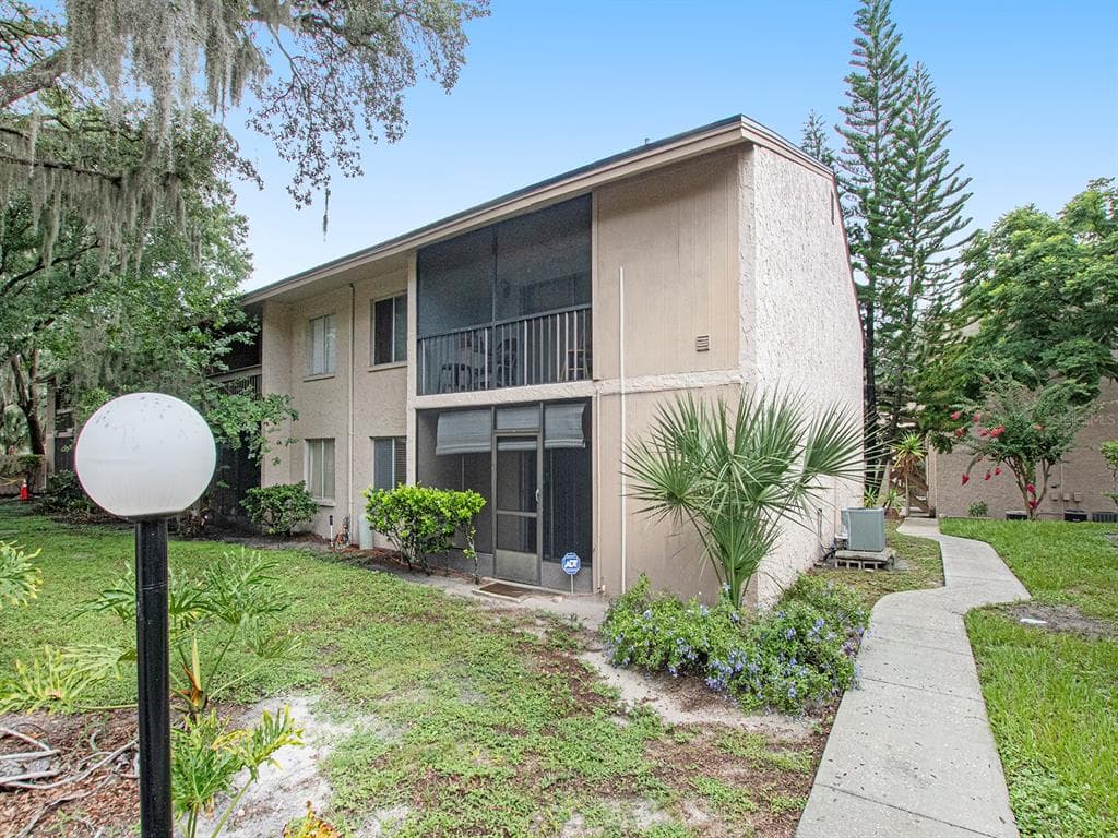 5503 POKEWEED COURT UNIT 139 TAMPA, FL 33617