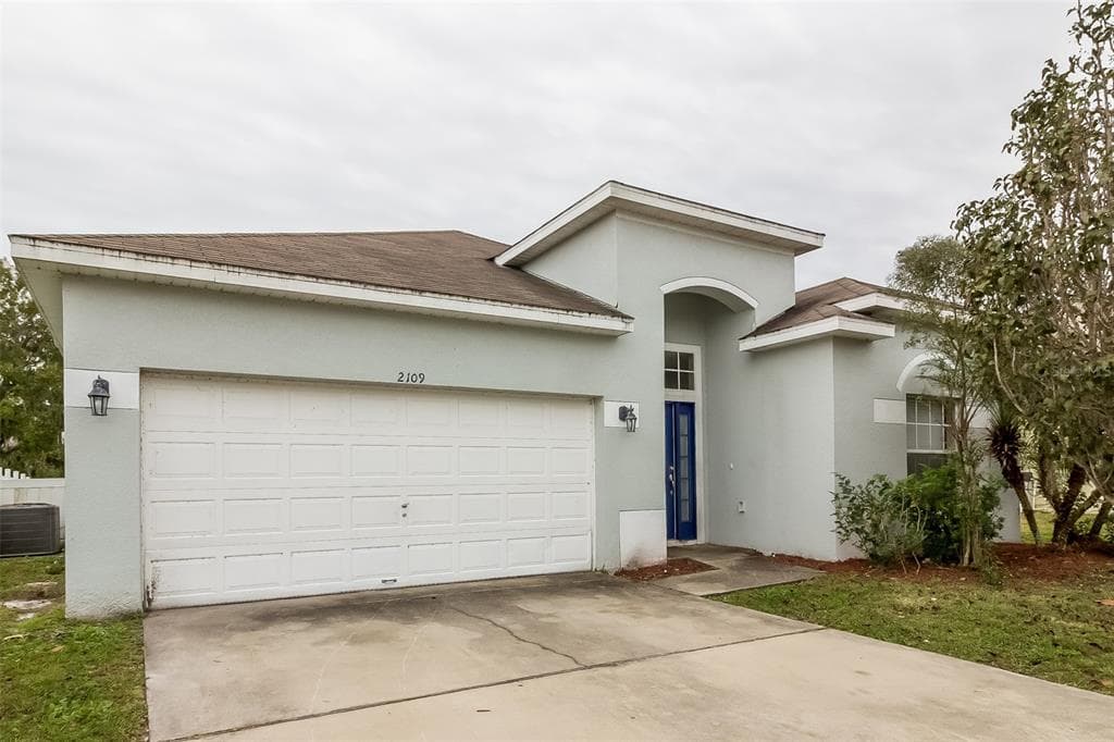 2109 SHADOW CREEK DRIVE KISSIMMEE, FL 34746
