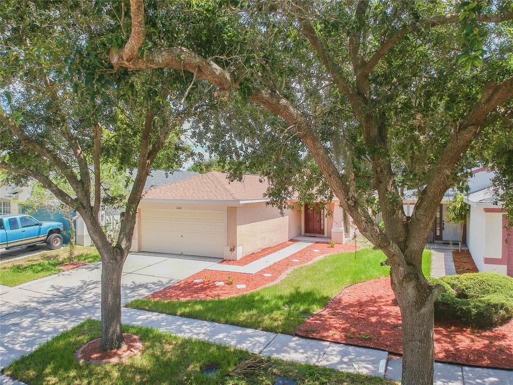 11310 COCOA BEACH DRIVE RIVERVIEW, FL 33569