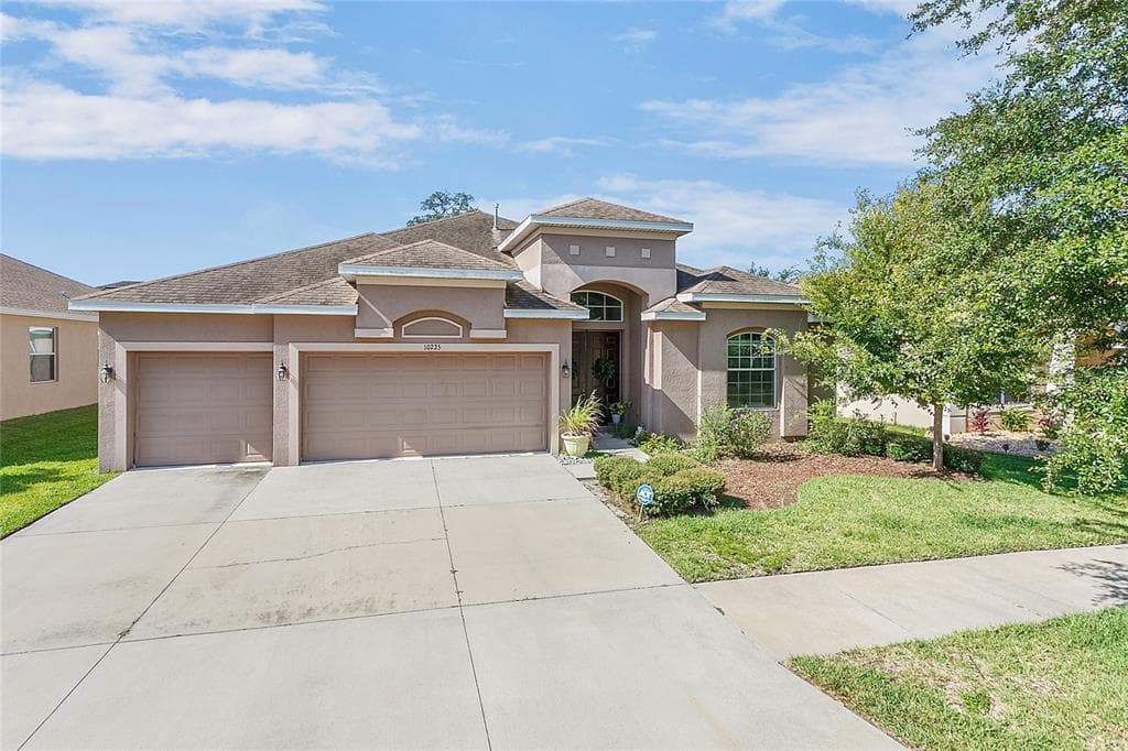 10225 HOLLAND ROAD RIVERVIEW, FL 33578