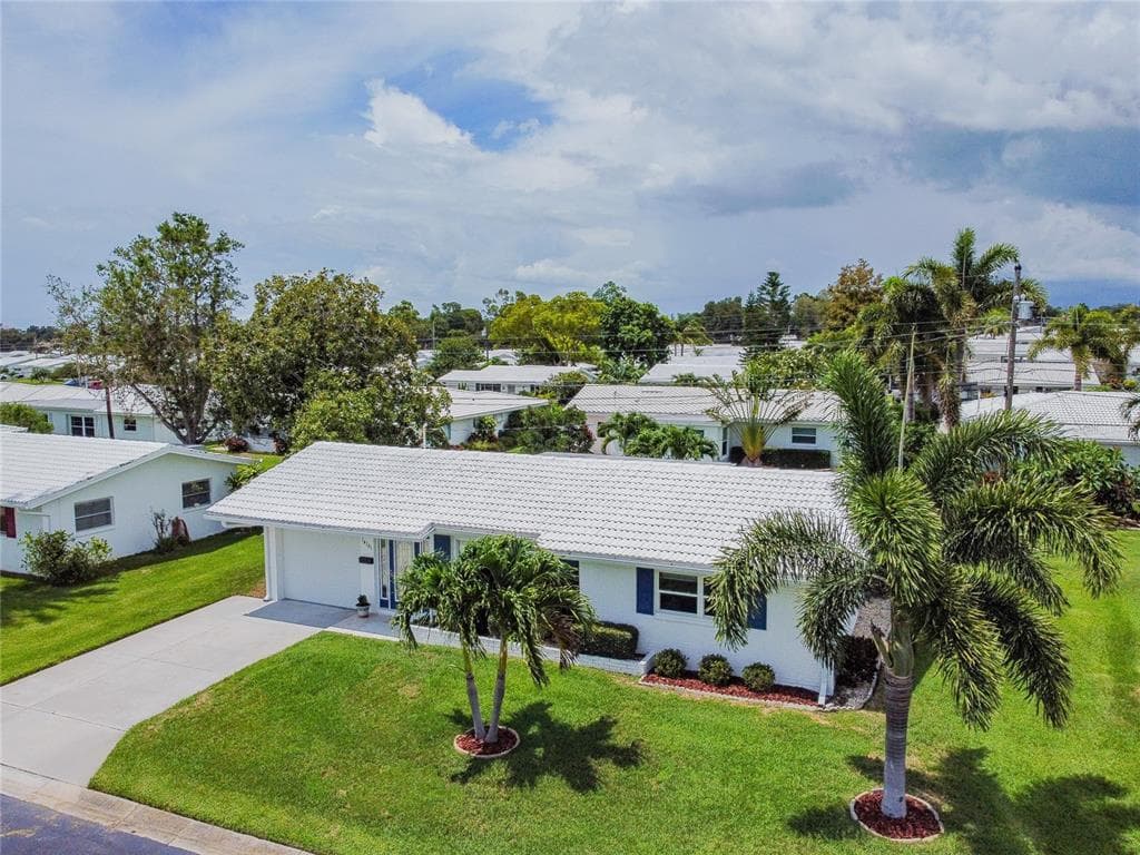14101 88TH AVENUE SEMINOLE, FL 33776