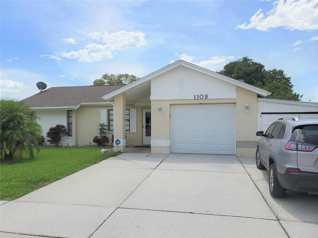 1109 MANDARIN DRIVE HOLIDAY, FL 34691