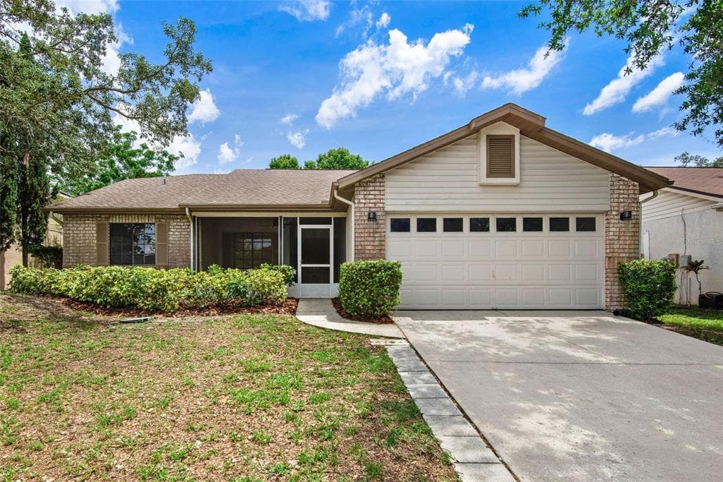 1072 ROLLING OAKS AVENUE TARPON SPRINGS, FL 34689