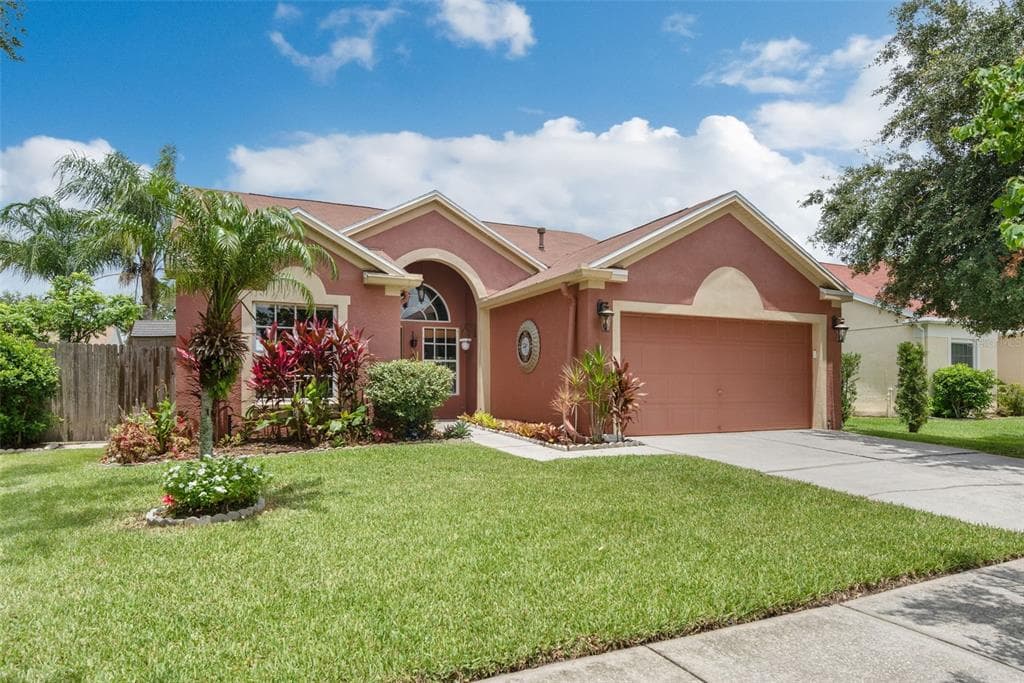 28837 RAINDANCE AVENUE WESLEY CHAPEL, FL 33543