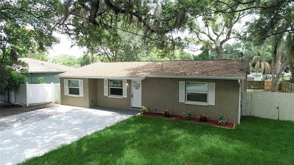 1512 E HANNA AVENUE TAMPA, FL 33610