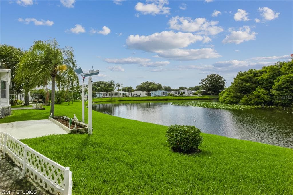 620 PELICAN DRIVE S OLDSMAR, FL 34677