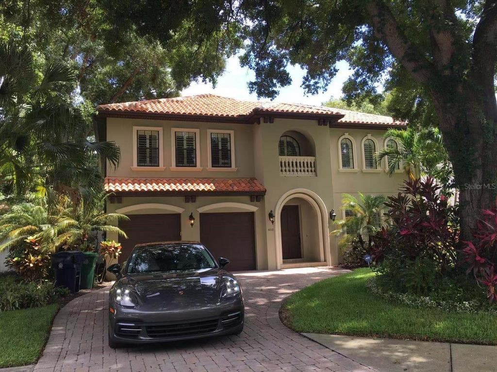4012 W INMAN AVENUE TAMPA, FL 33609