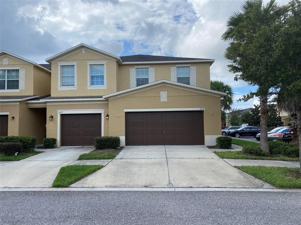 2005 HAWKS VIEW DRIVE RUSKIN, FL 33570
