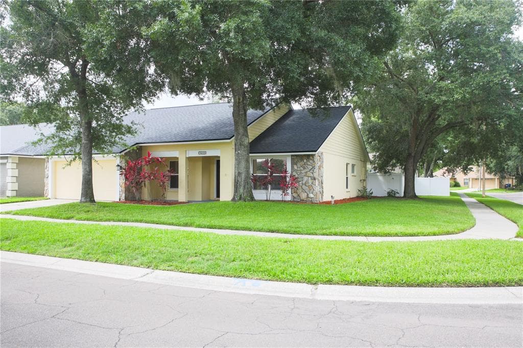 9605 CYPRESS BROOK ROAD TAMPA, FL 33647