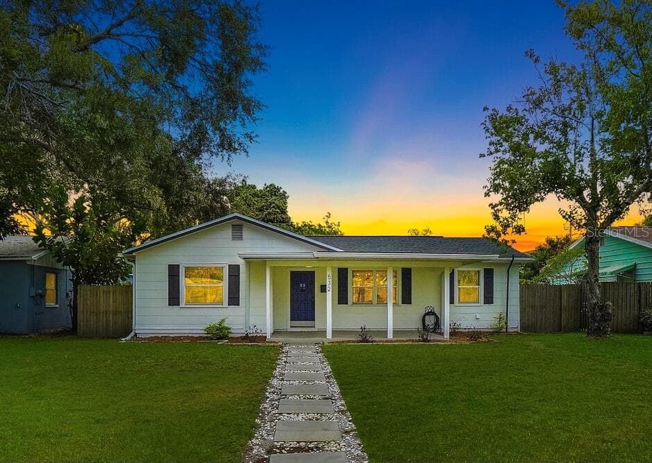 532 40TH AVENUE NE ST PETERSBURG, FL 33703