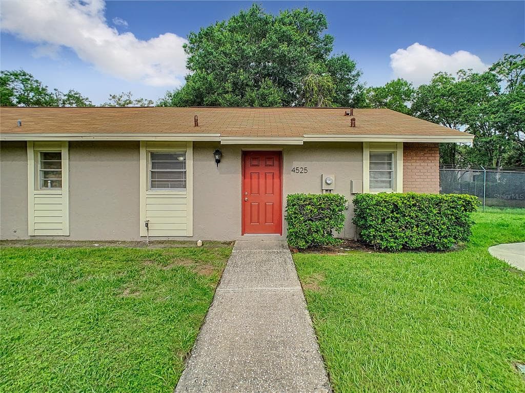 4525 W HUMPHREY STREET TAMPA, FL 33614