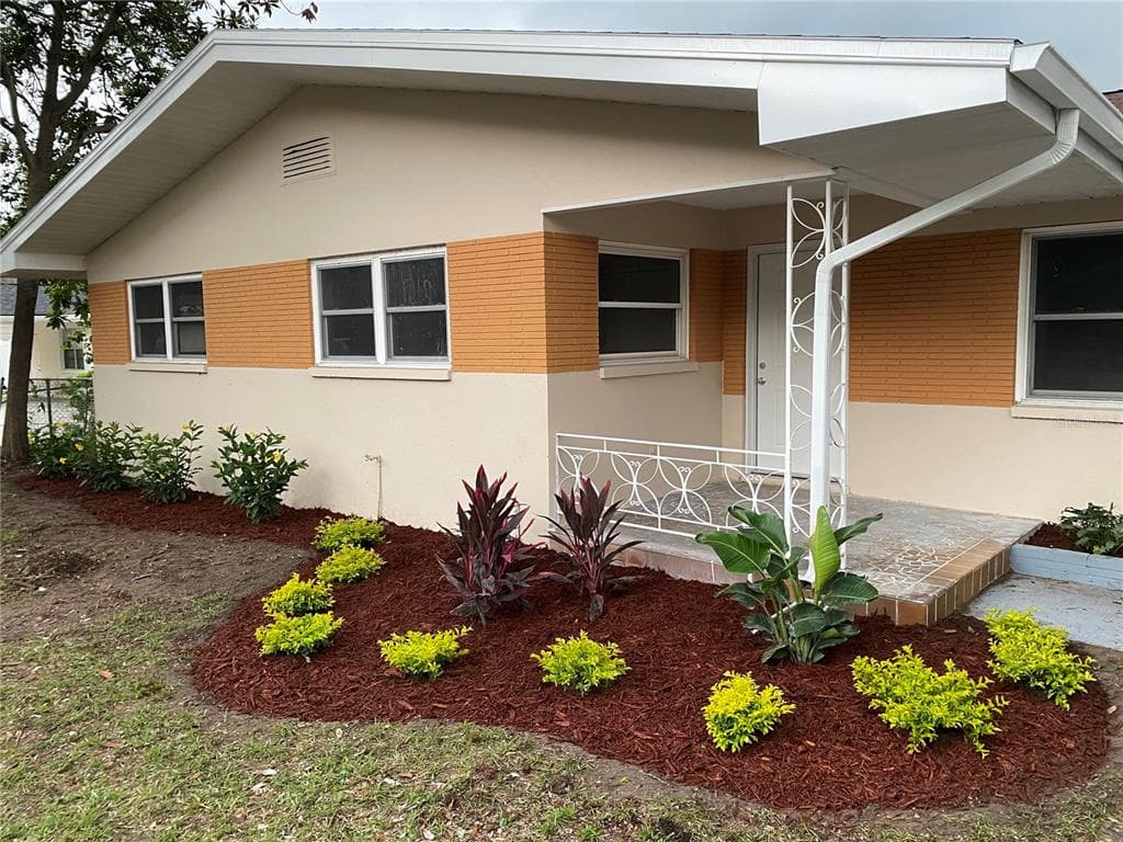 2922 W SLIGH AVENUE TAMPA, FL 33614