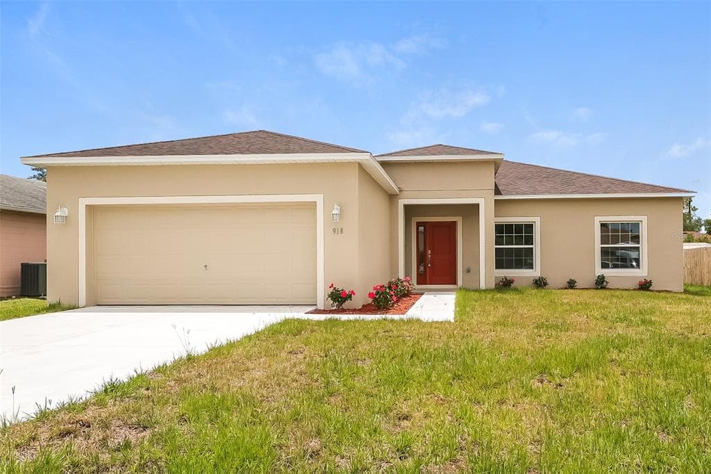918 LOUVRE COURT POINCIANA, FL 34758