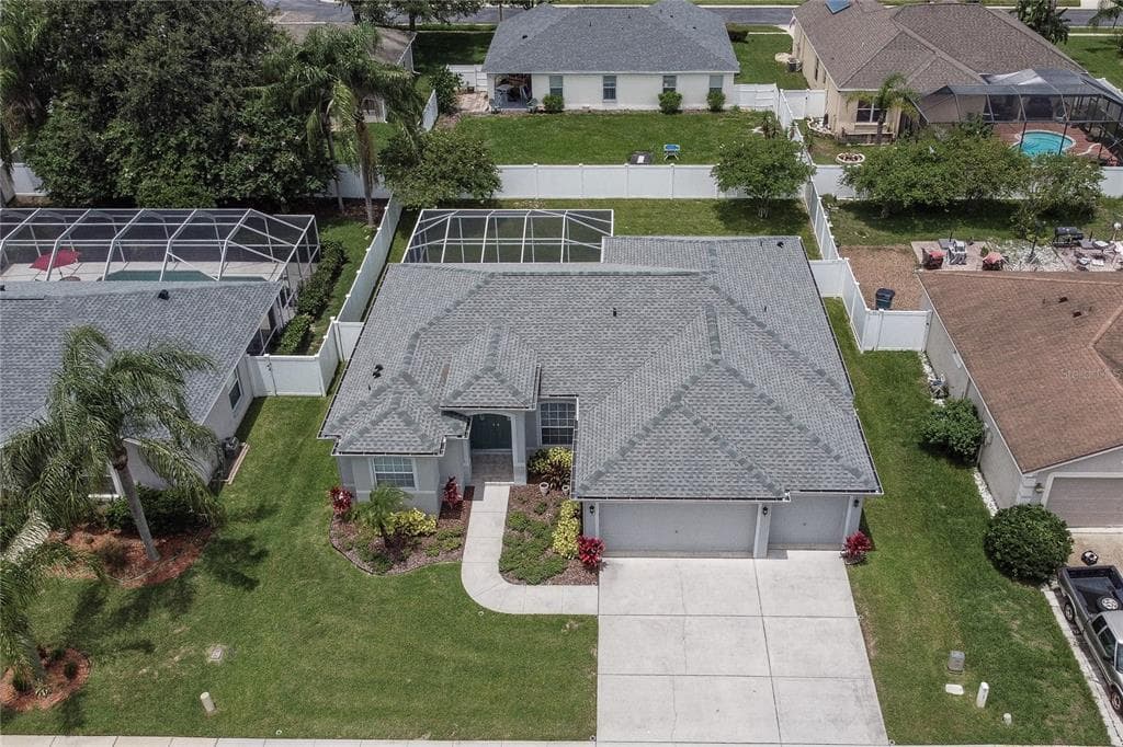 1643 PAPOOSE WAY