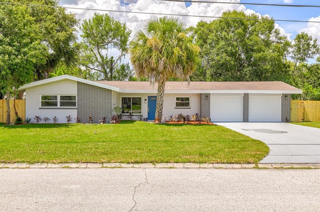 1556 BARRY ROAD CLEARWATER, FL 33756