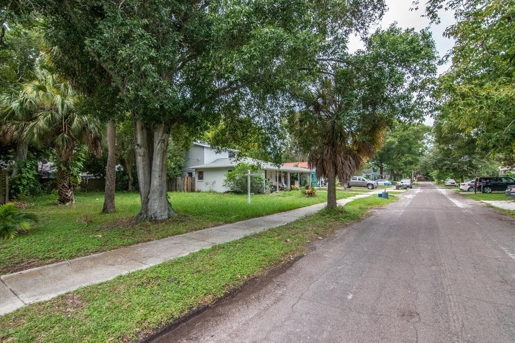 5110 PRESTON AVENUE S GULFPORT, FL 33707