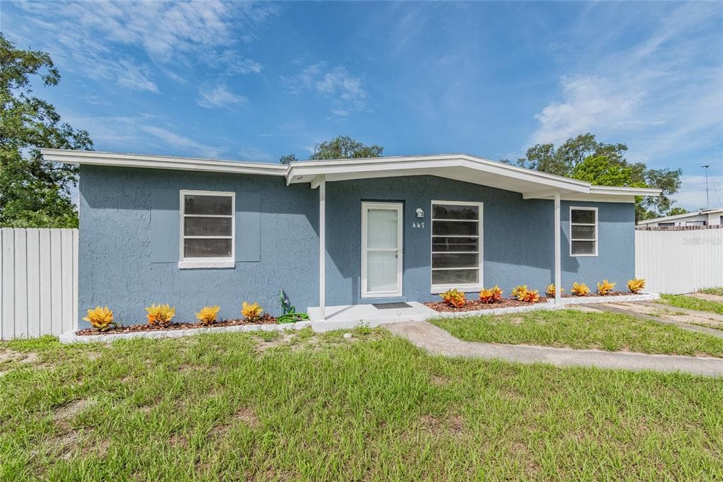 447 BRIARWOOD LANE SPRING HILL, FL 34606