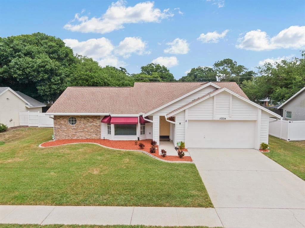 10334 ASHLEY OAKS DRIVE