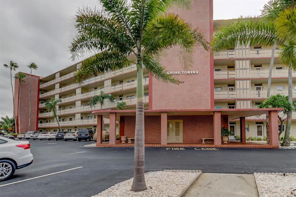 1868 SHORE DRIVE S UNIT 307 SOUTH PASADENA, FL 33707