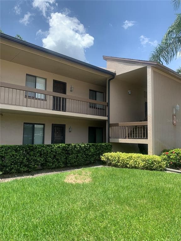 214 MARY DRIVE UNIT 7 OLDSMAR, FL 34677