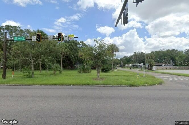 2722 18TH AVENUE S ST PETERSBURG, FL 33712