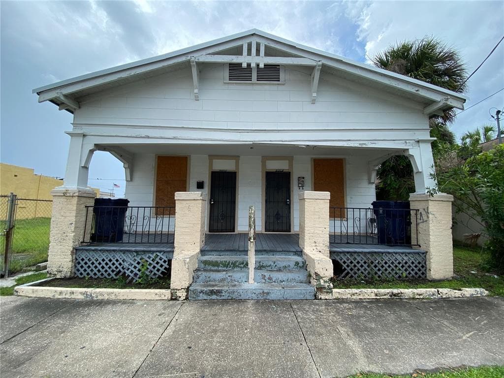 2314 W CHESTNUT STREET TAMPA, FL 33607