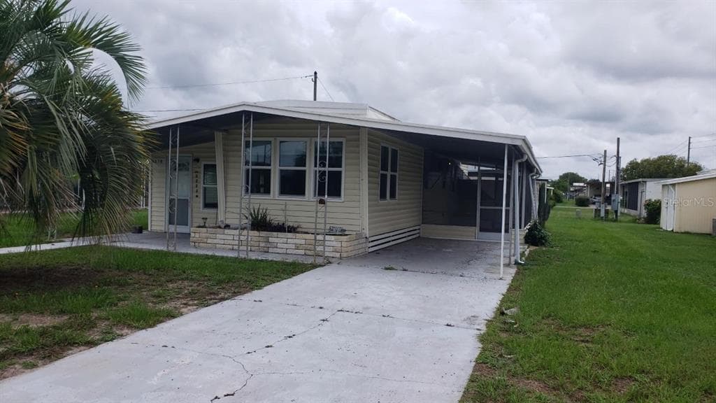 5232 MARY STREET ZEPHYRHILLS, FL 33542