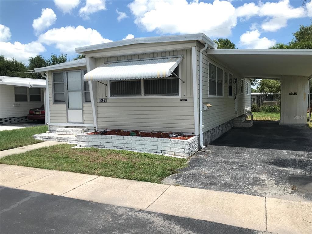 10135 113TH PLACE UNIT 8 LARGO, FL 33773