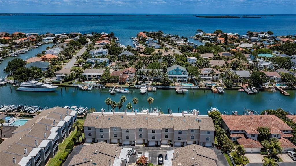 751 PINELLAS BAYWAY S UNIT 19 TIERRA VERDE, FL 33715