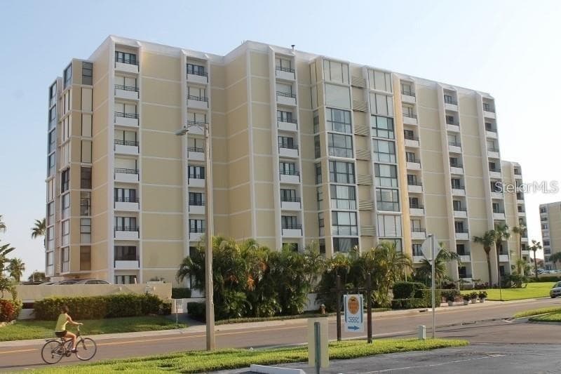 830 S GULFVIEW BOULEVARD UNIT 507 CLEARWATER, FL 33767