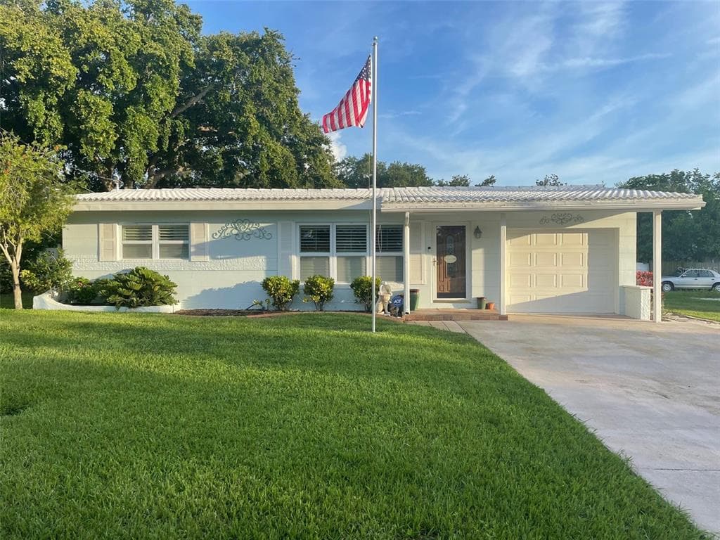 902 BAY BREEZE TERRACE LARGO, FL 33770